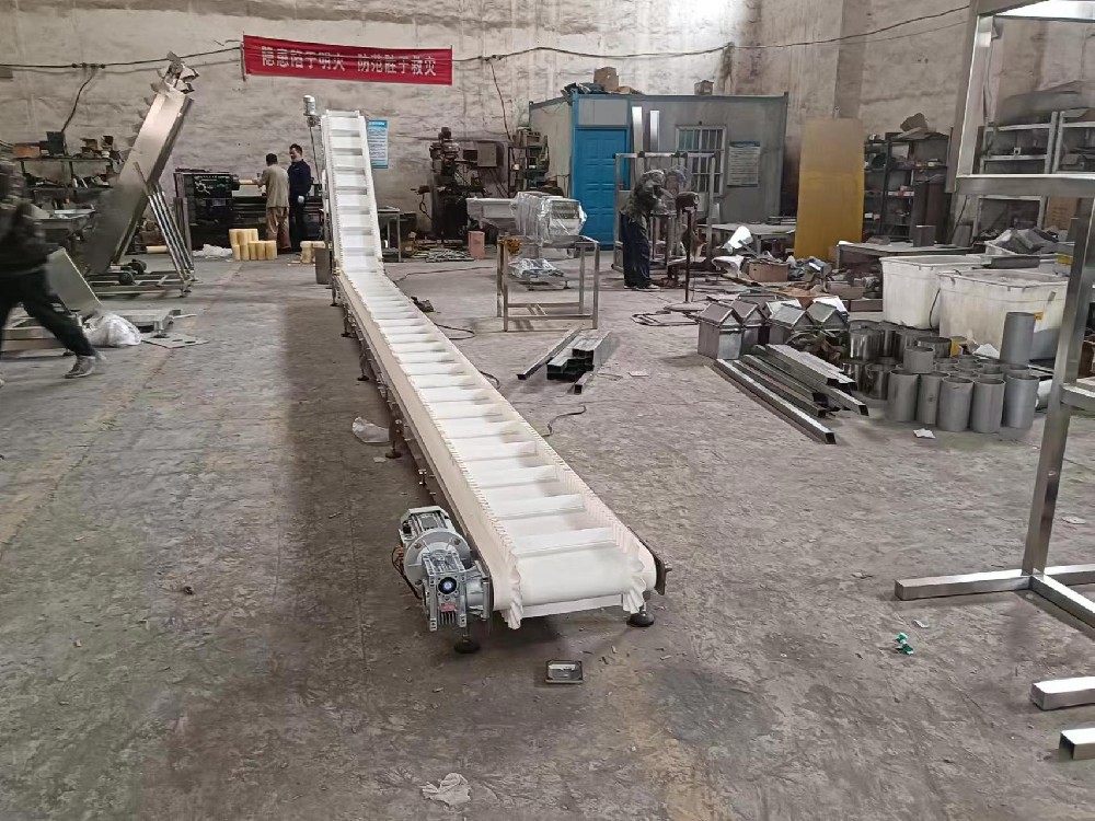 宜昌Z型裙邊皮帶給料機